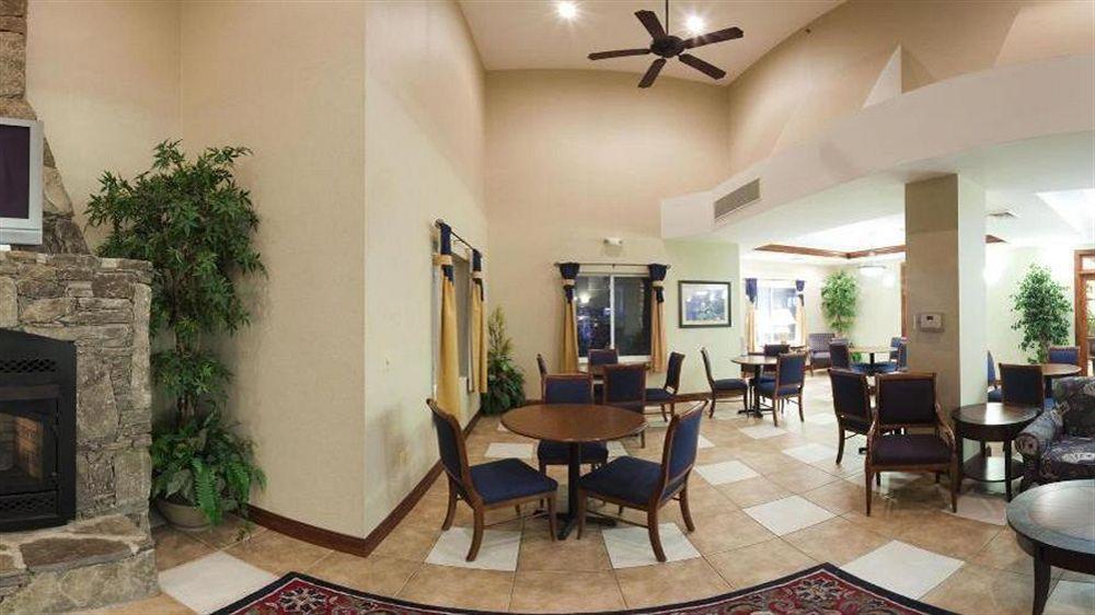 Holiday Inn Express Hotel & Suites Cherokee-Casino By Ihg Экстерьер фото