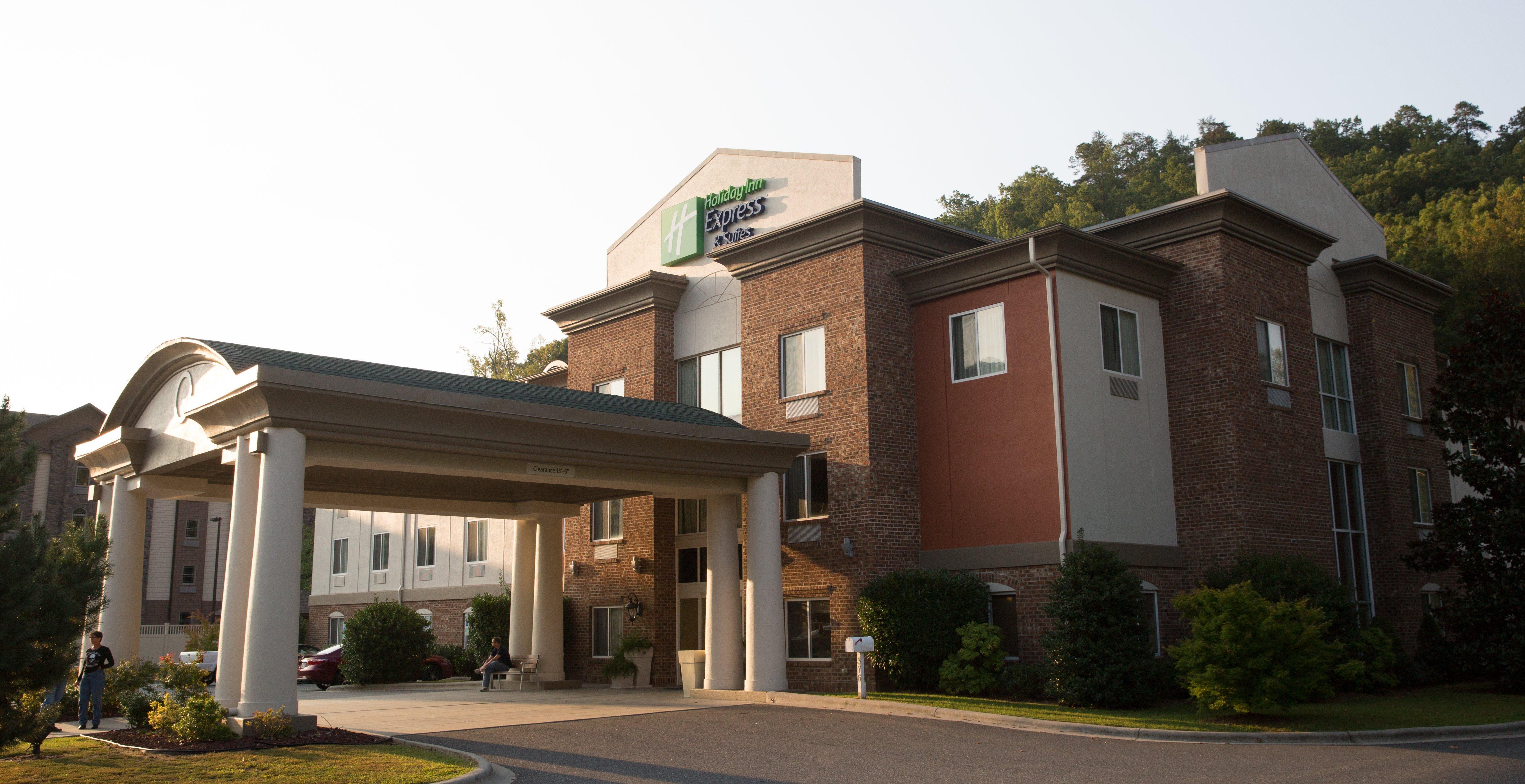 Holiday Inn Express Hotel & Suites Cherokee-Casino By Ihg Экстерьер фото