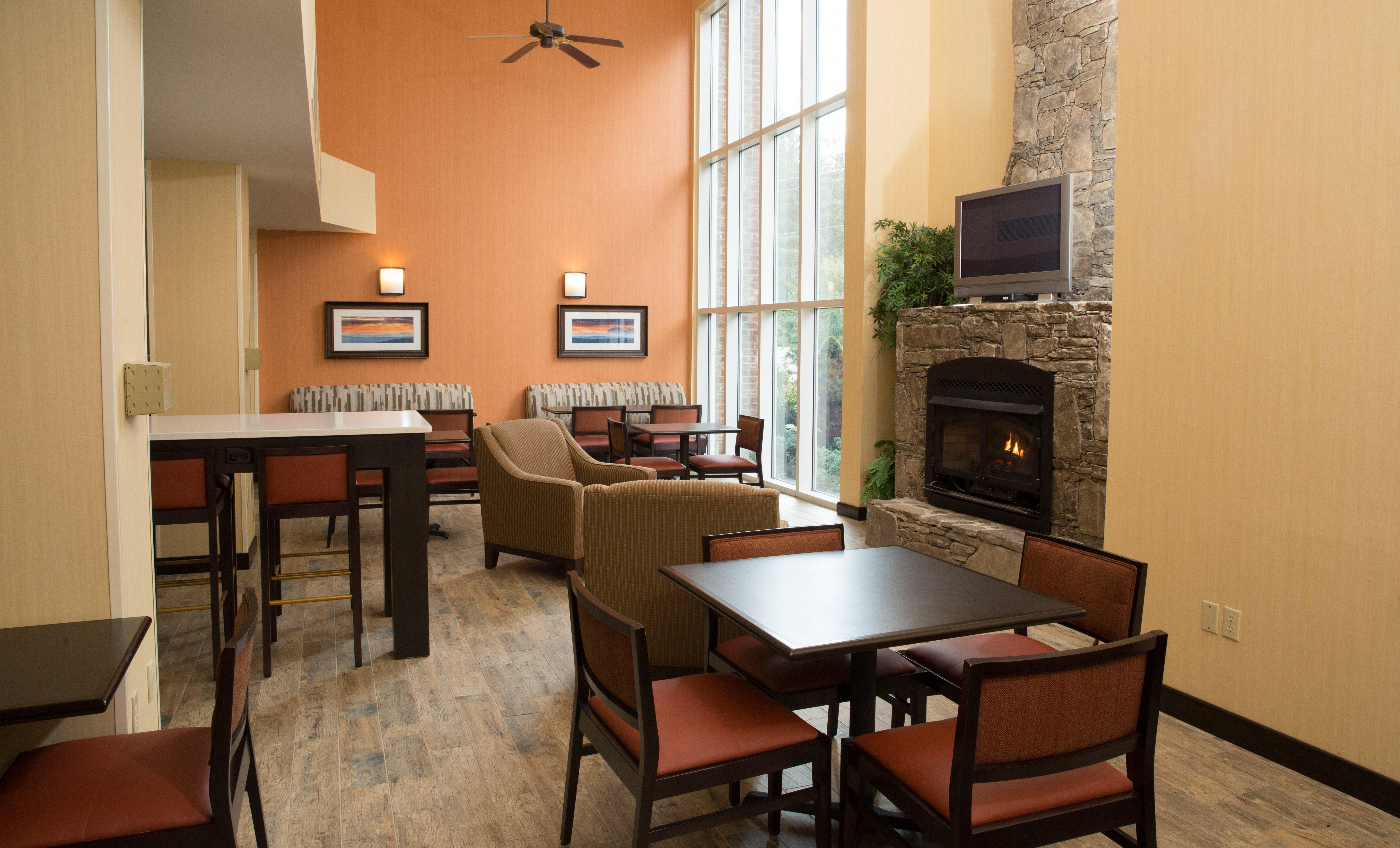 Holiday Inn Express Hotel & Suites Cherokee-Casino By Ihg Экстерьер фото
