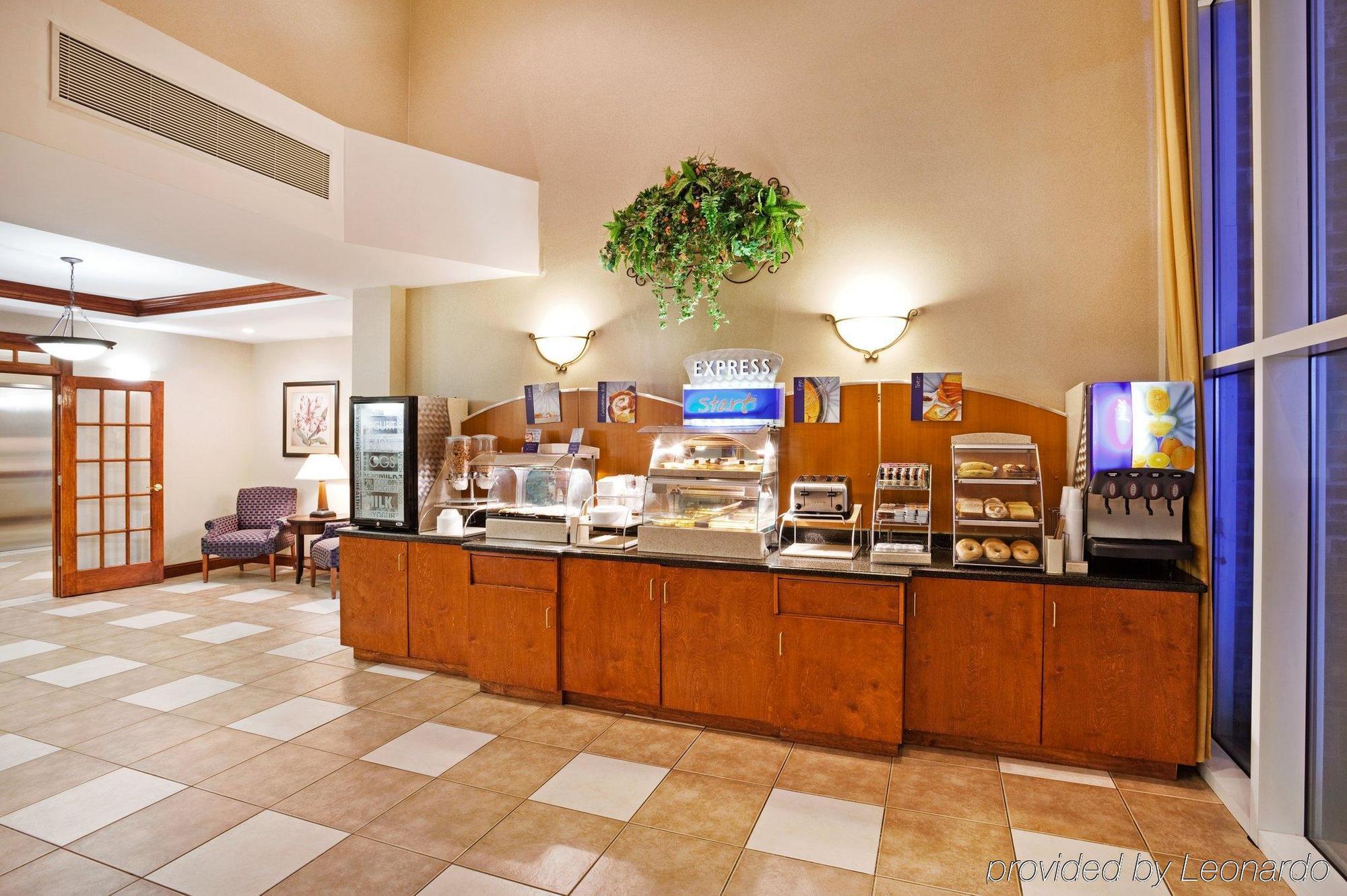 Holiday Inn Express Hotel & Suites Cherokee-Casino By Ihg Экстерьер фото